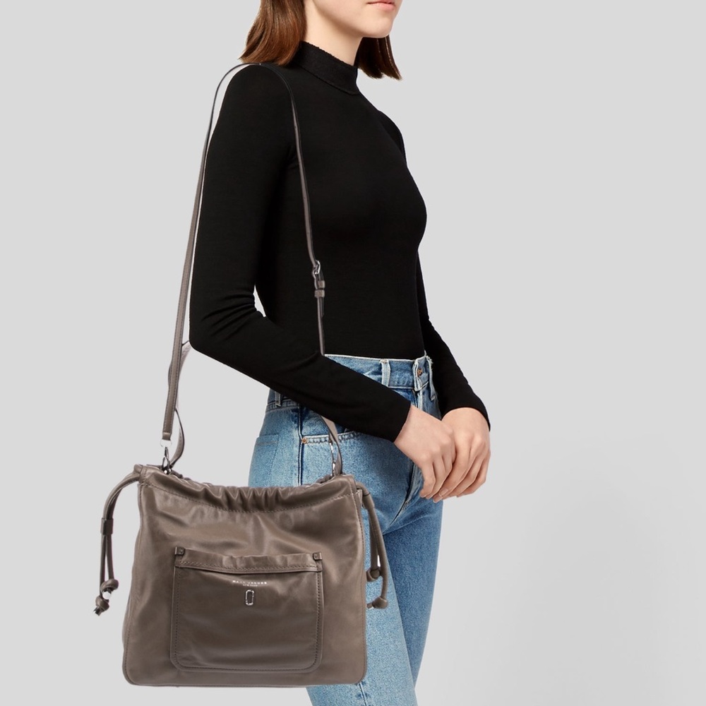 Marc Jacobs Leather Shoulder Bag - Picture 2 of 9
